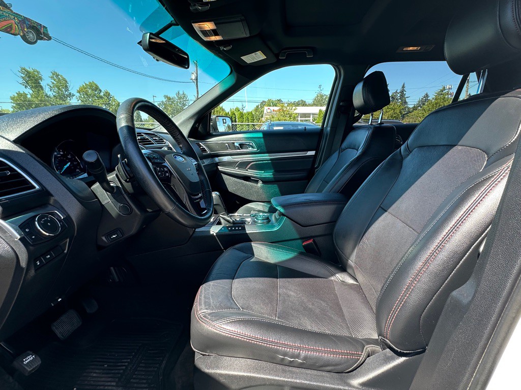 2016 Ford Explorer Image 7