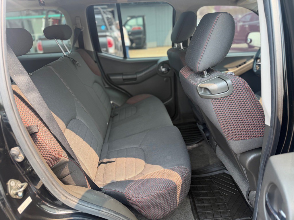 2010 Nissan Xterra Image 12