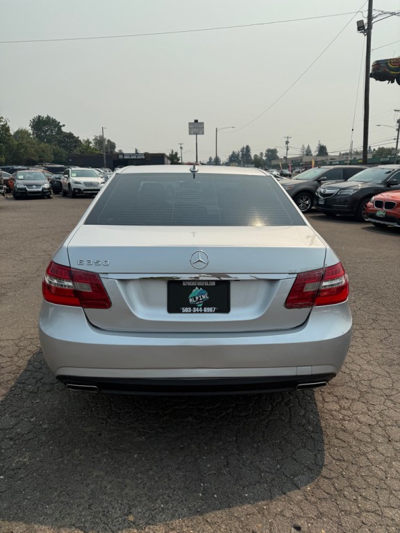 2010 Mercedes-Benz E-Class Image 5