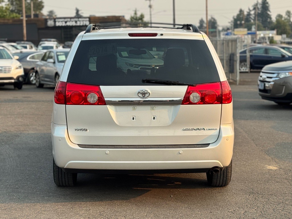 2006 Toyota Sienna Image 3