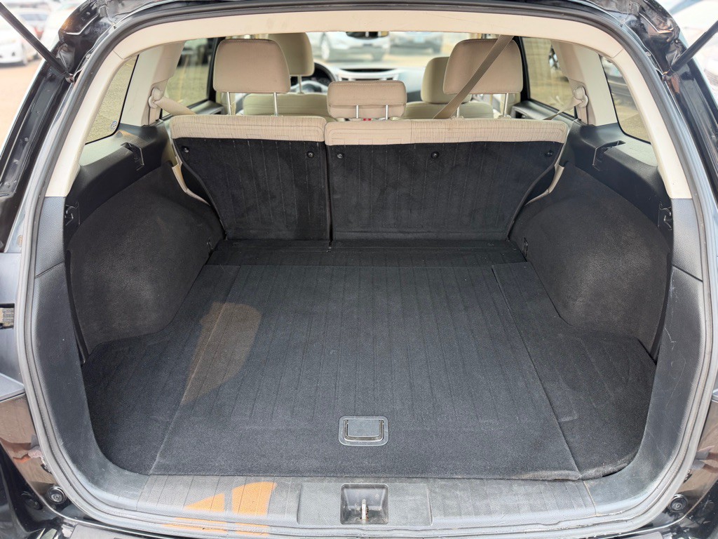 2014 Subaru Outback Image 12