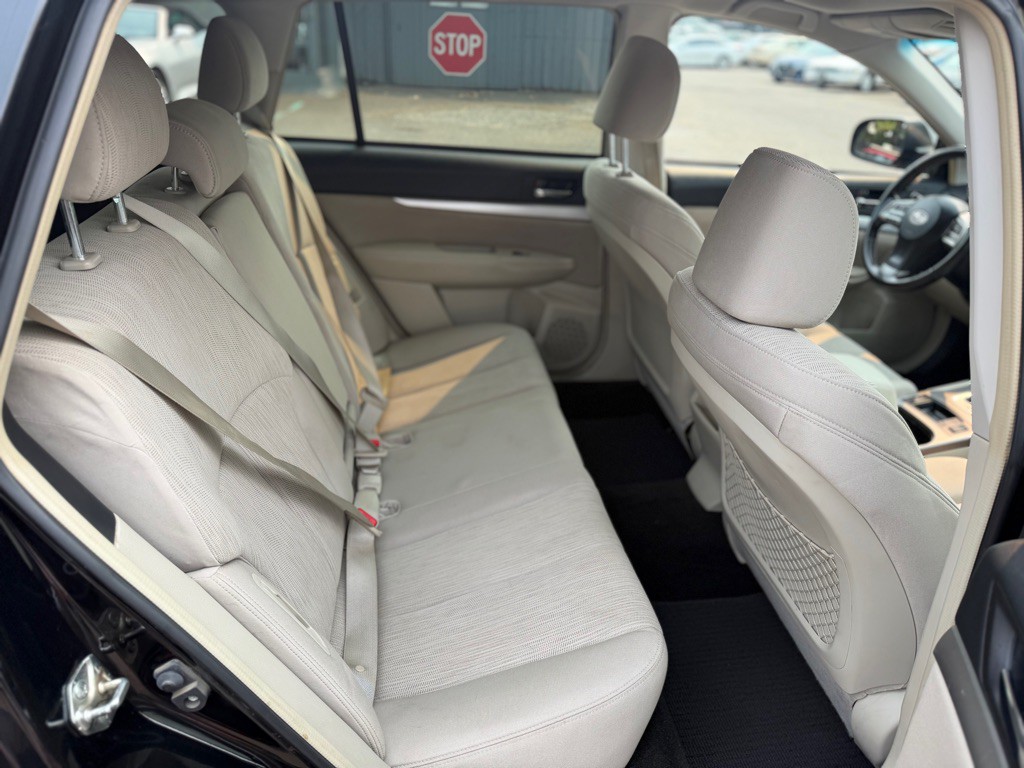 2014 Subaru Outback Image 13