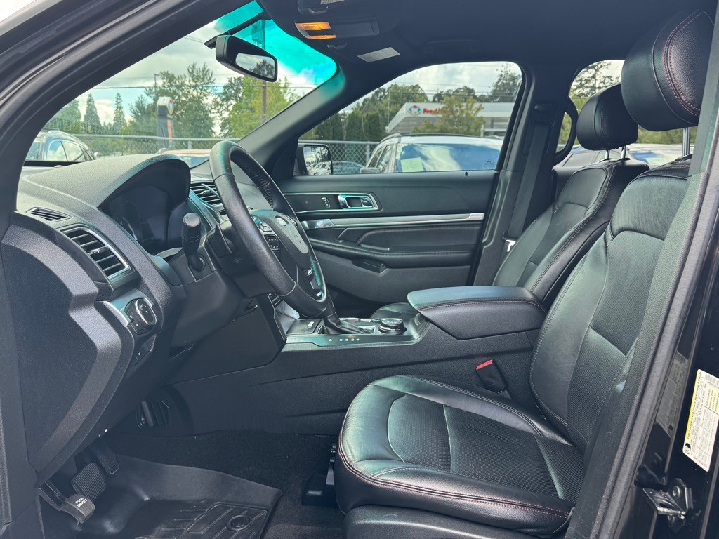2016 Ford Explorer Image 7
