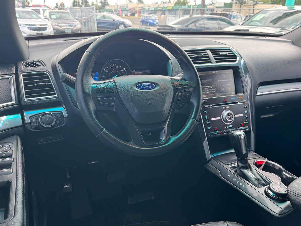 2016 Ford Explorer Image 10