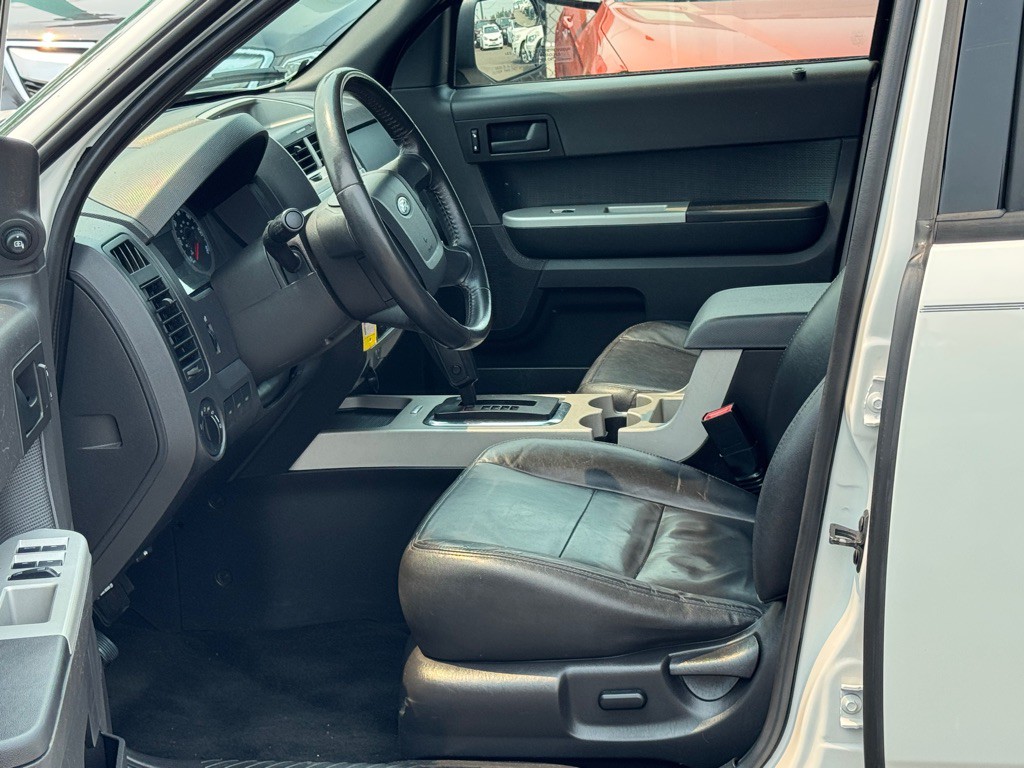 2012 Ford Escape Image 8