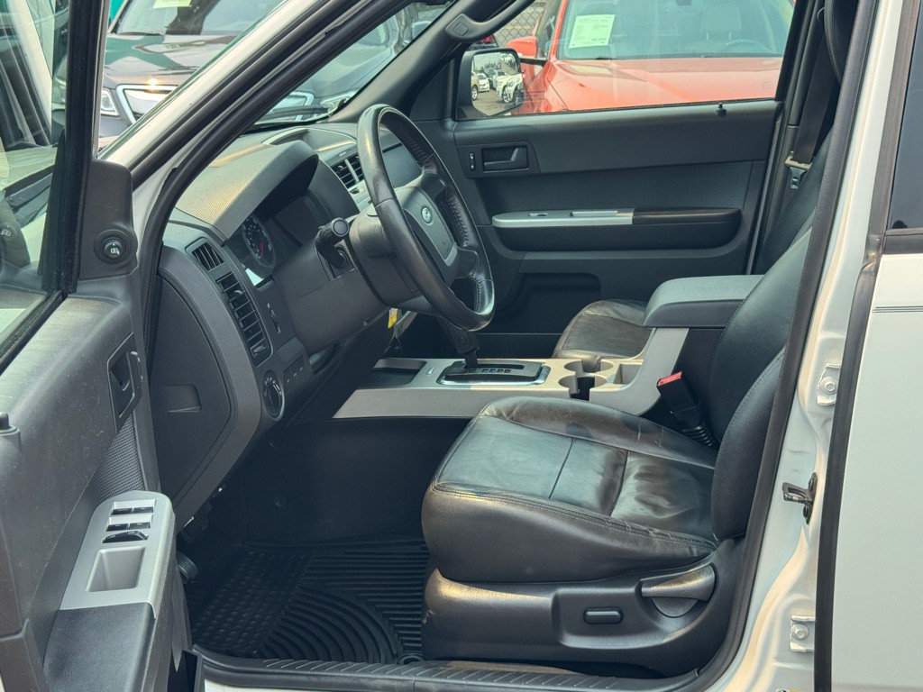 2012 Ford Escape Image 11