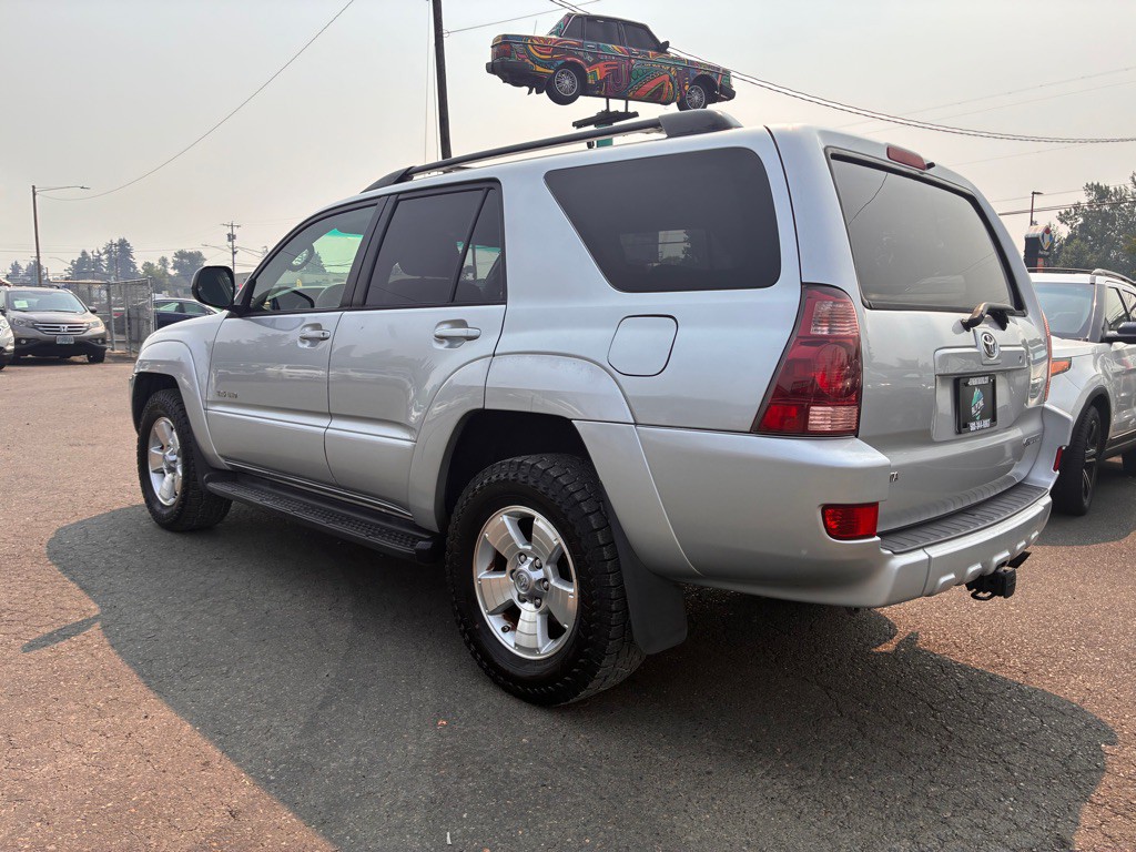 2004 Toyota 4Runner Image 2