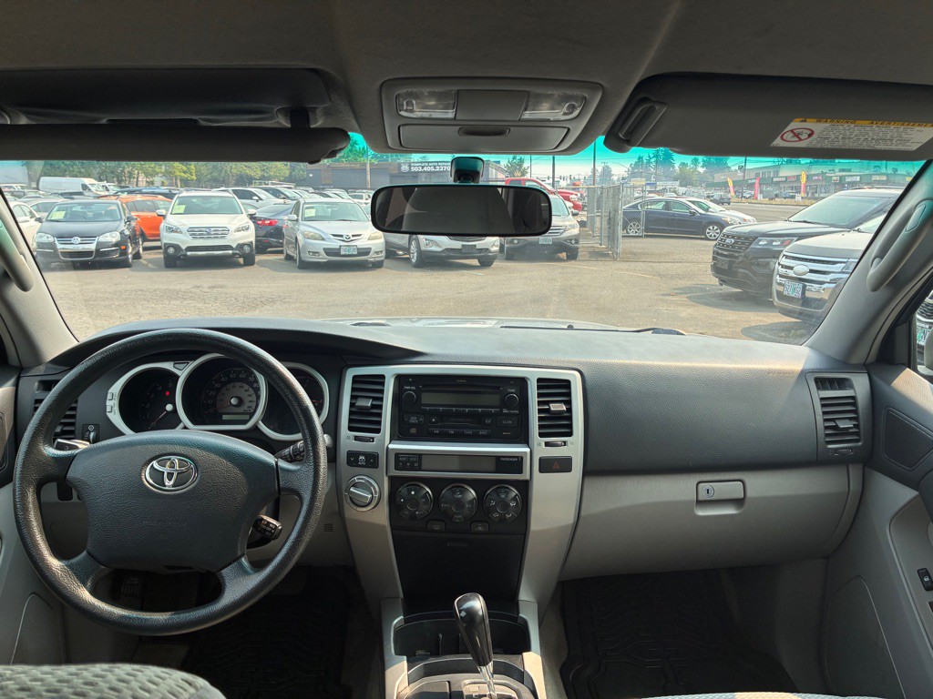 2004 Toyota 4Runner Image 7