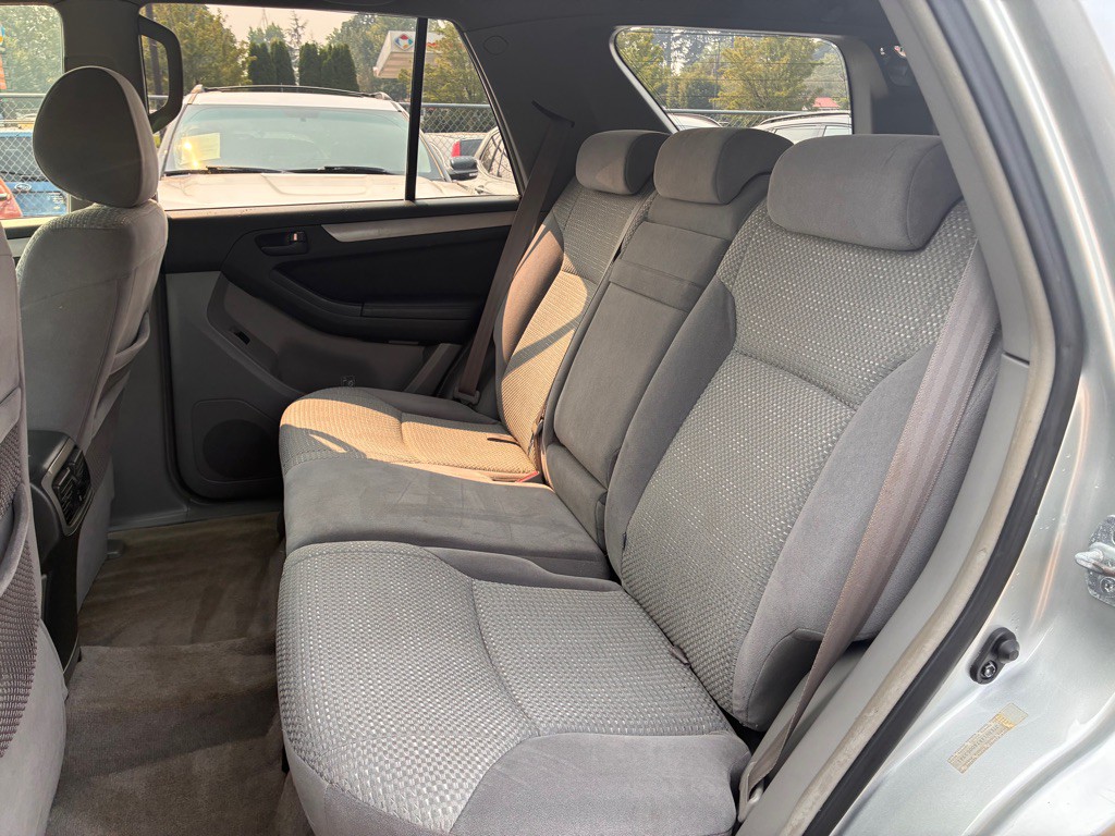 2004 Toyota 4Runner Image 9