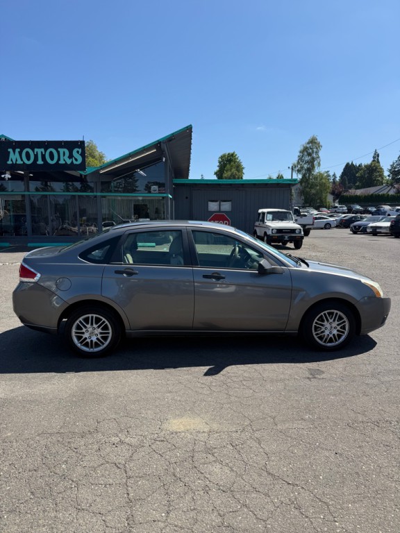 2009 Ford Focus Image 6