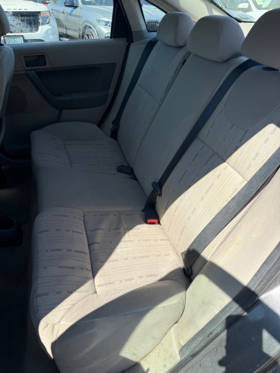 2009 Ford Focus Image 11
