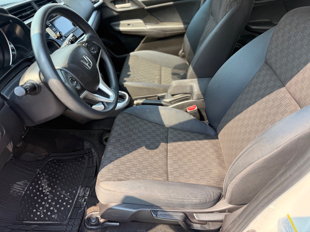 2016 Honda Fit Image 6