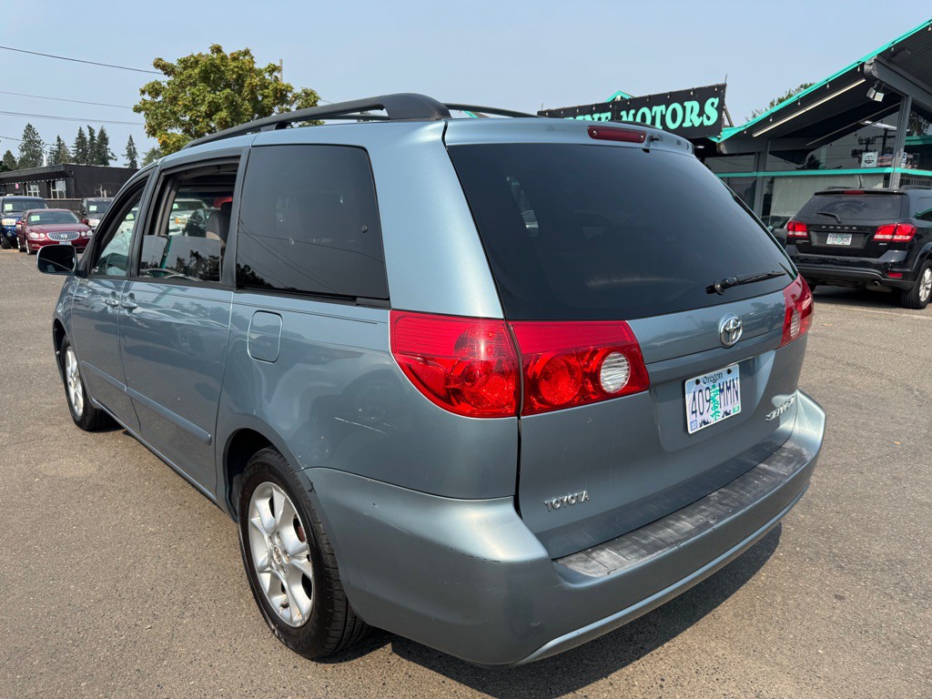 2006 Toyota Sienna Image 3