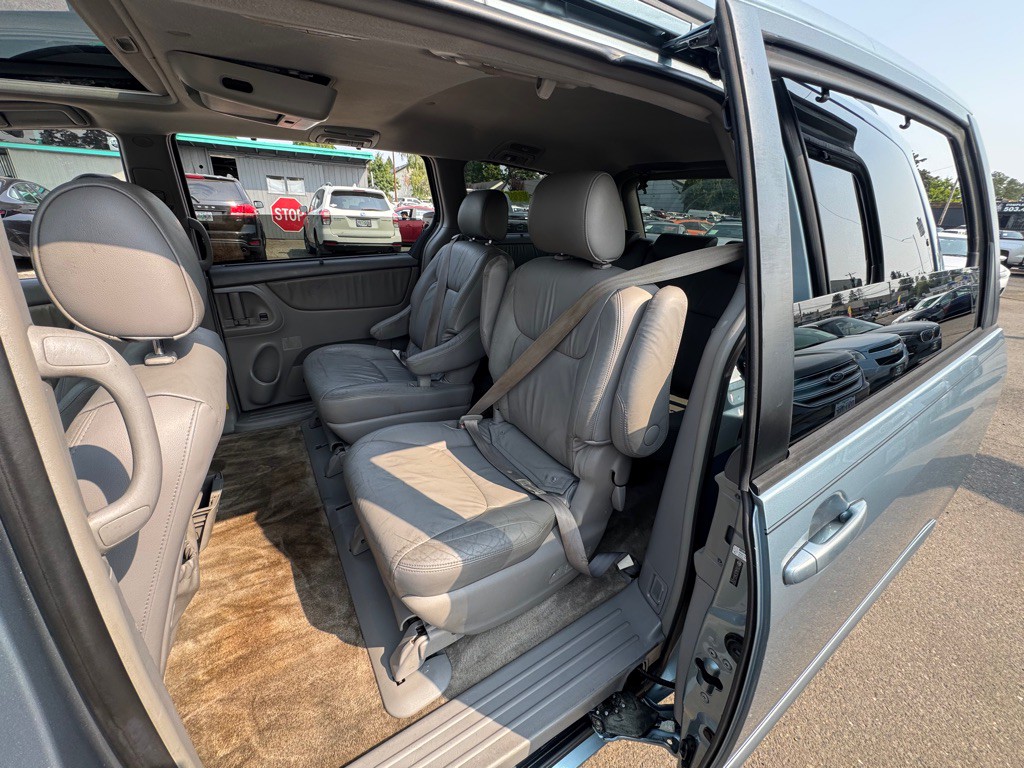 2006 Toyota Sienna Image 10