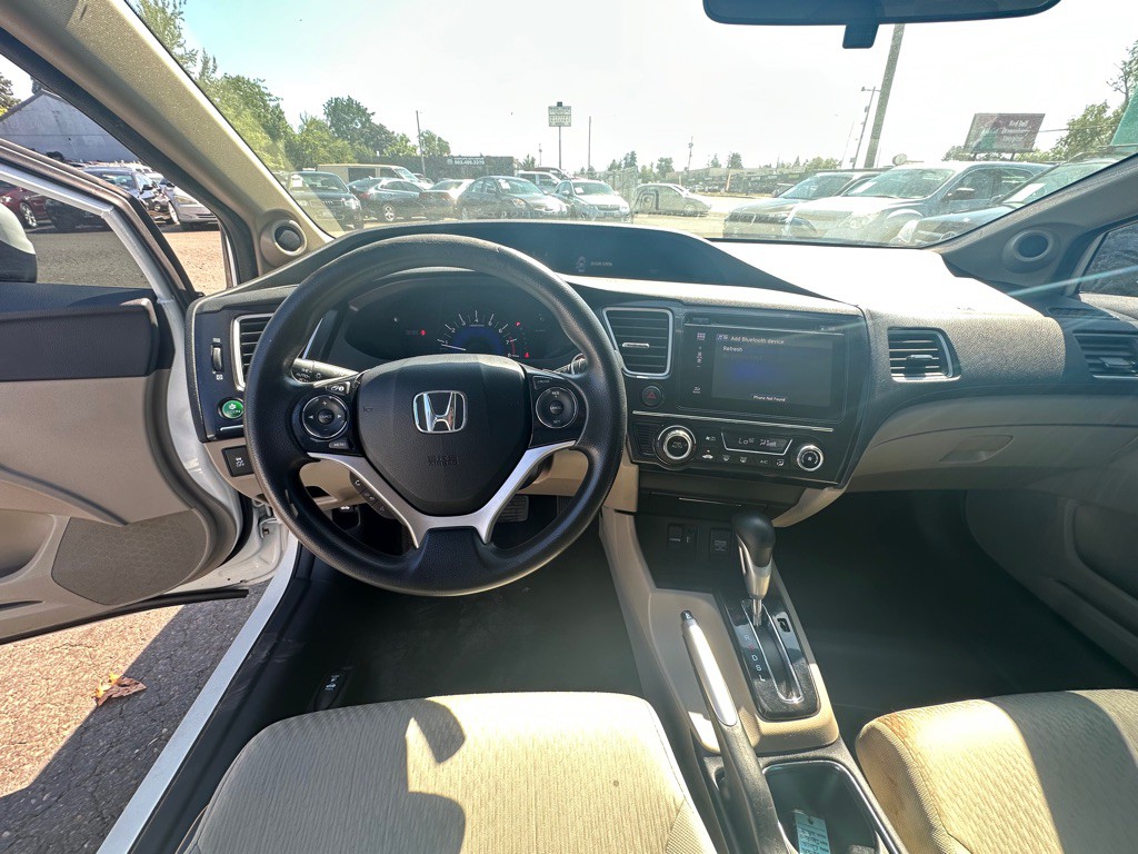 2015 Honda Civic Image 9