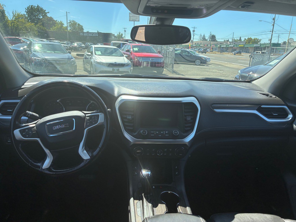 2018 GMC Acadia Image 7