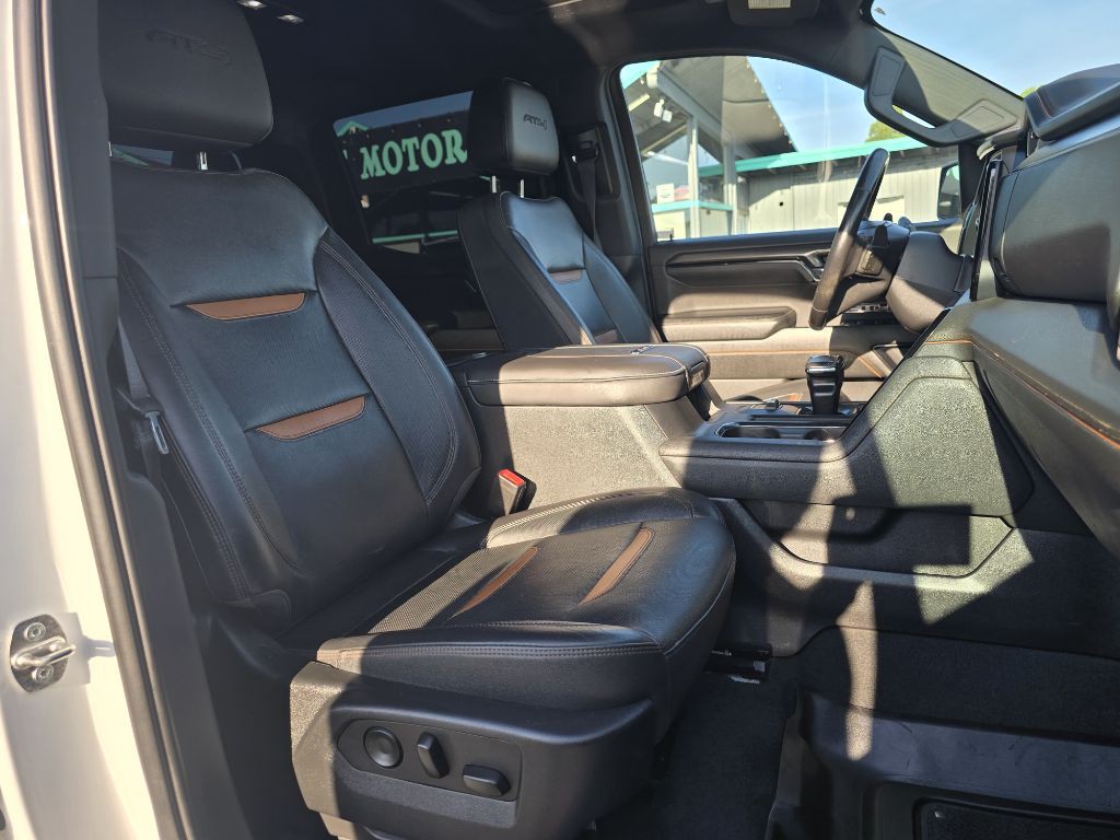 2022 GMC Sierra Image 11