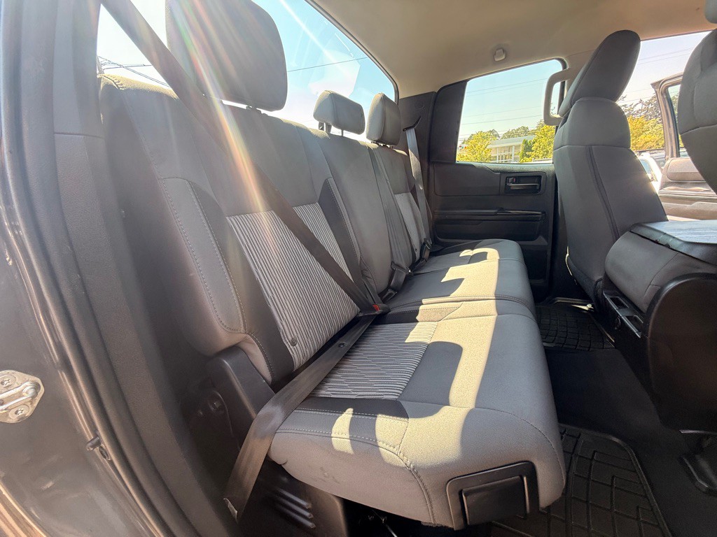 2014 Toyota Tundra Image 16