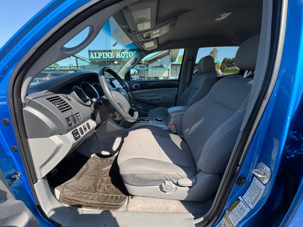 2005 Toyota Tacoma Image 9