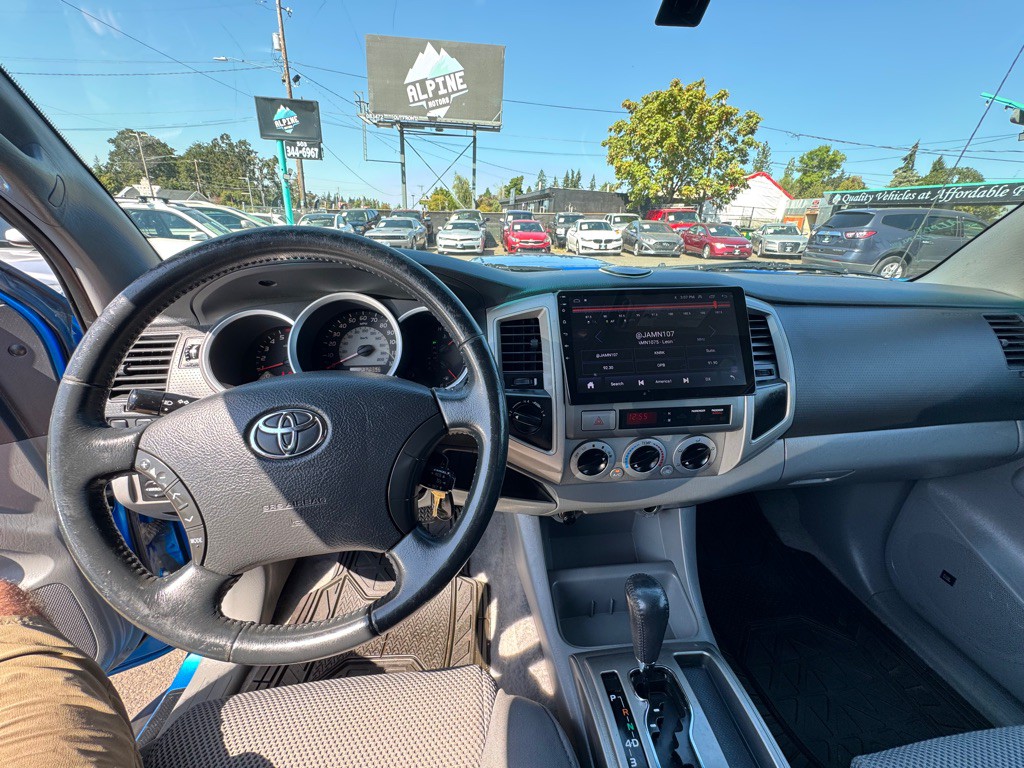 2005 Toyota Tacoma Image 10