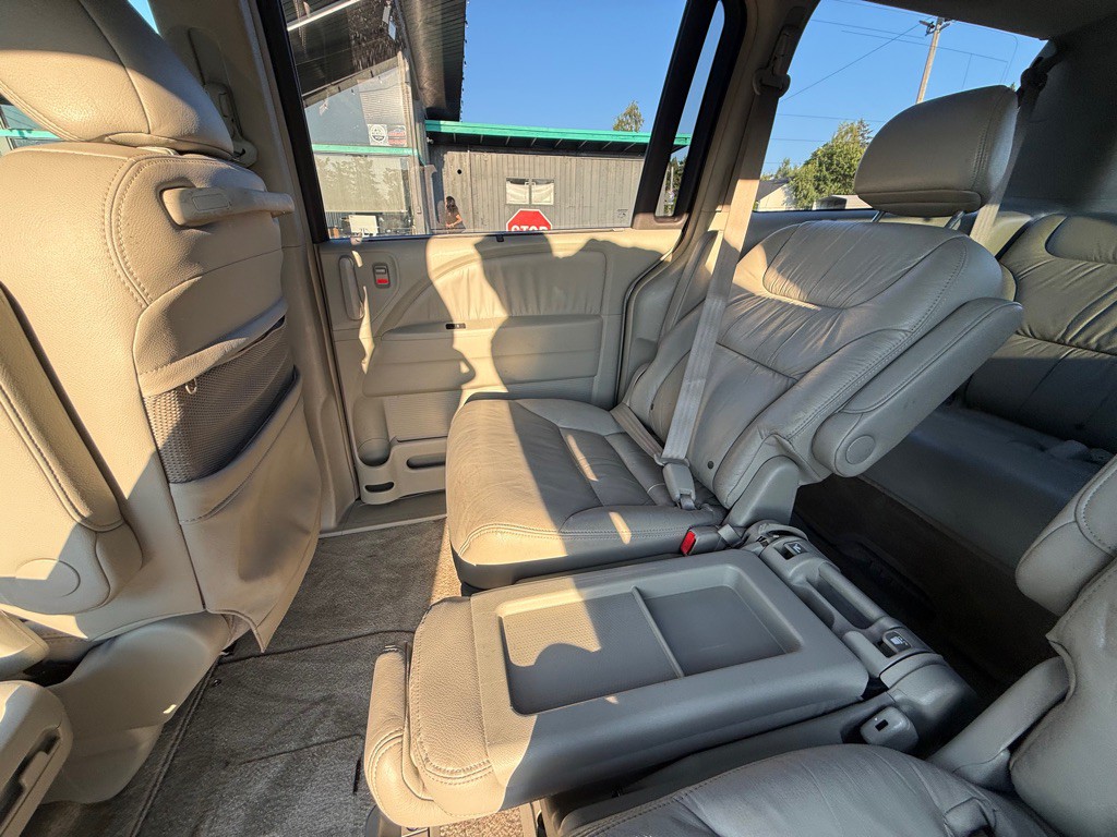 2006 Honda Odyssey Image 15