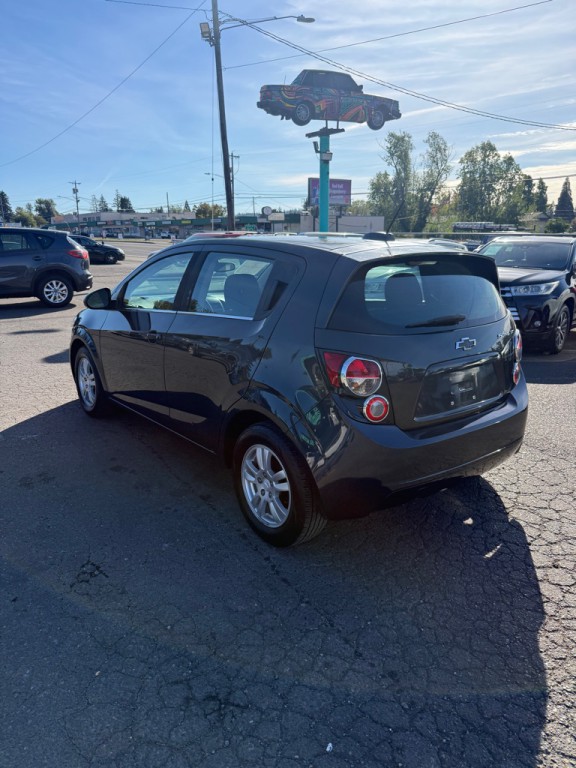 2015 Chevrolet Sonic Image 3