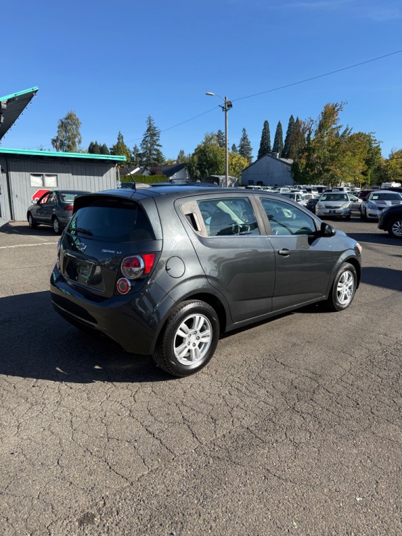 2015 Chevrolet Sonic Image 5