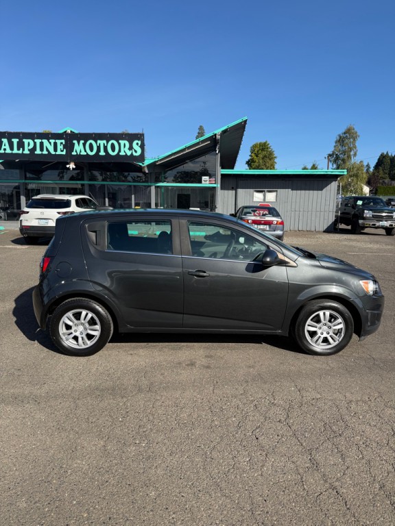 2015 Chevrolet Sonic Image 7