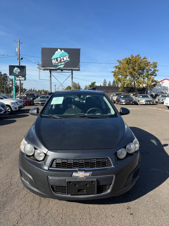 2015 Chevrolet Sonic Image 9