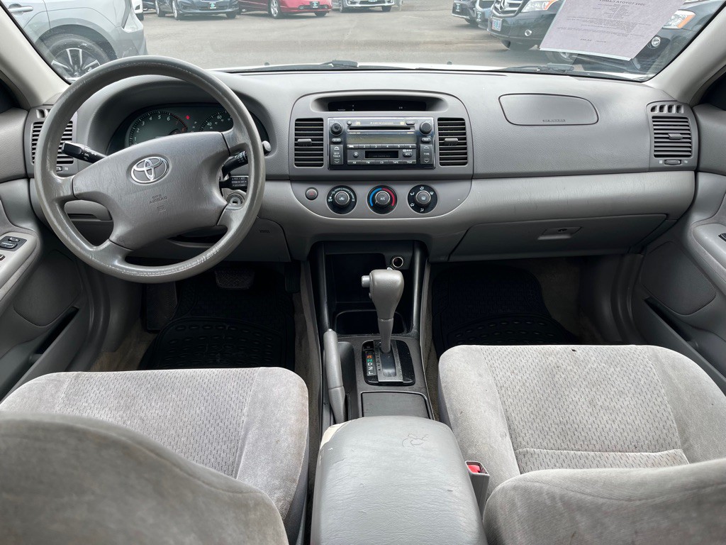 2002 Toyota Camry Image 10