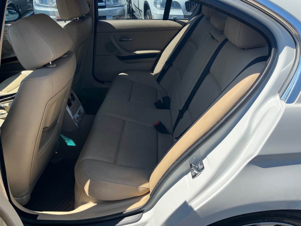 2007 BMW 3 Series Image 8