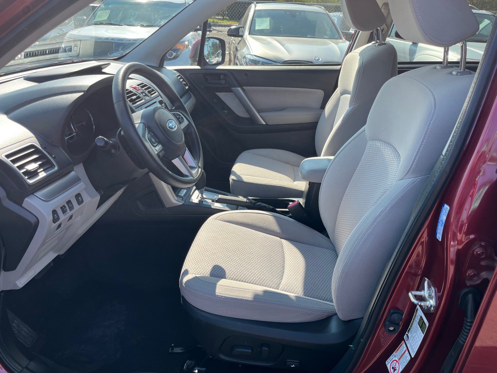 2017 Subaru Forester Image 7