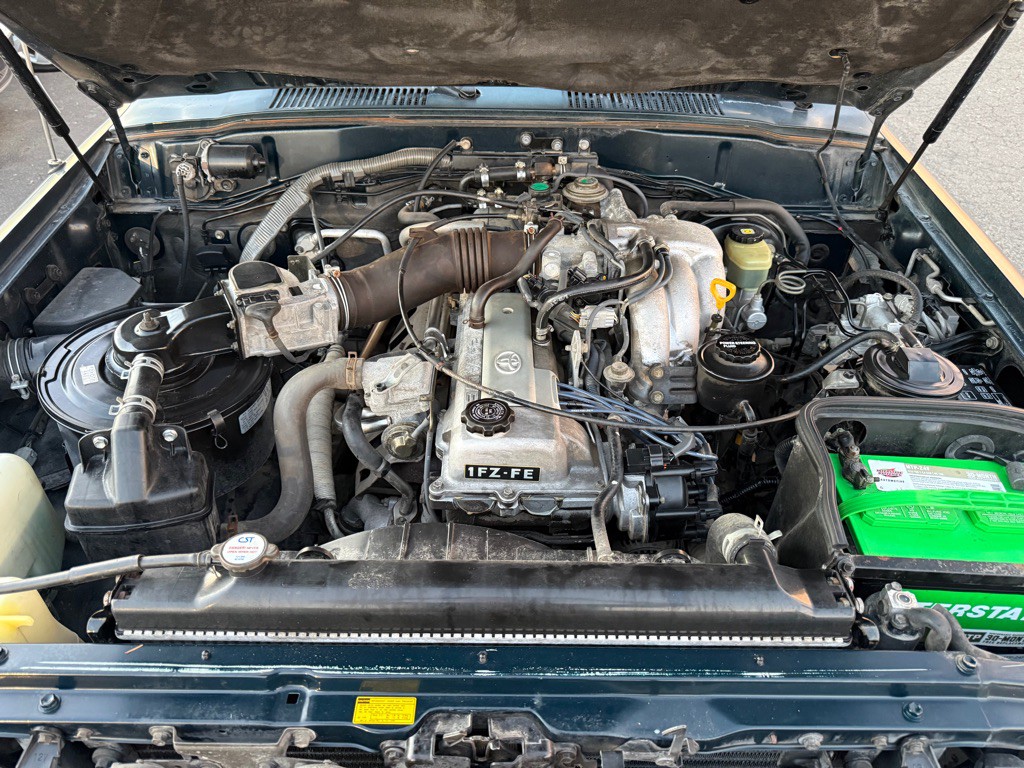 1993 Toyota Land Cruiser Image 10