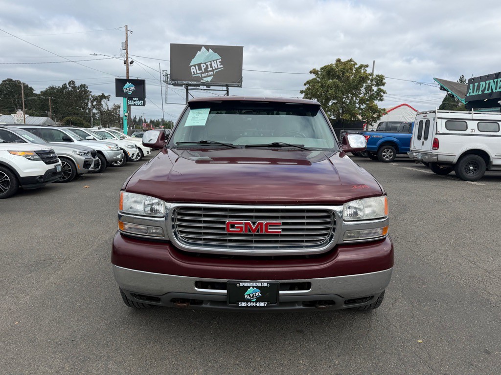 2001 GMC Sierra Image 2