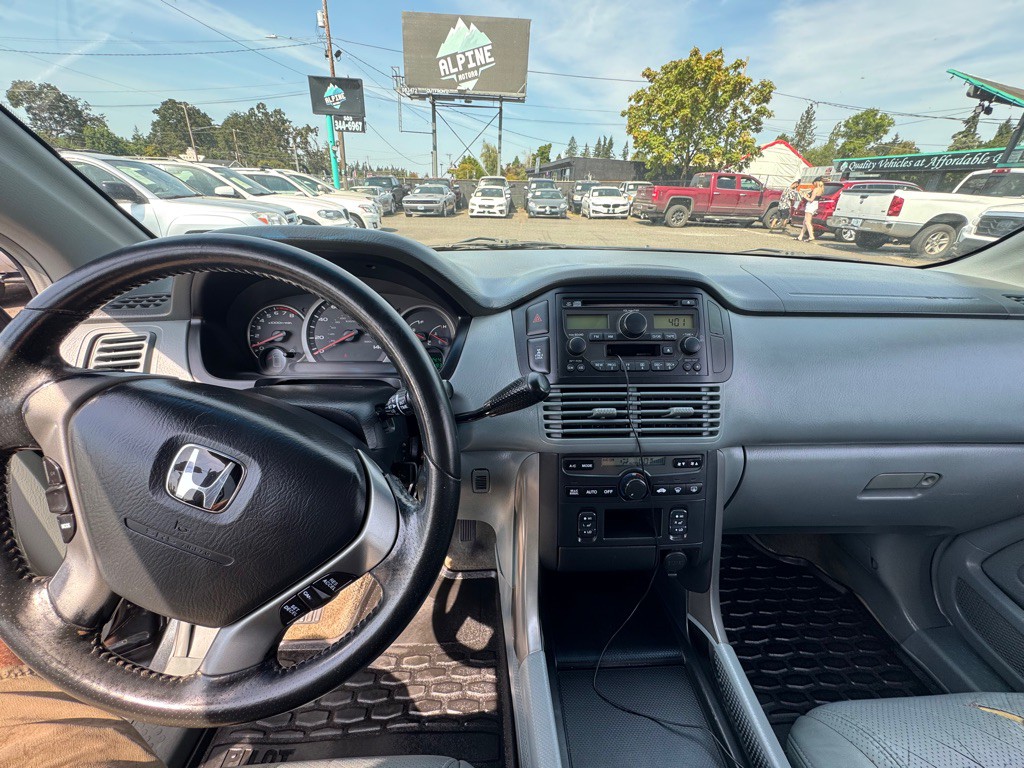 2004 Honda Pilot Image 9