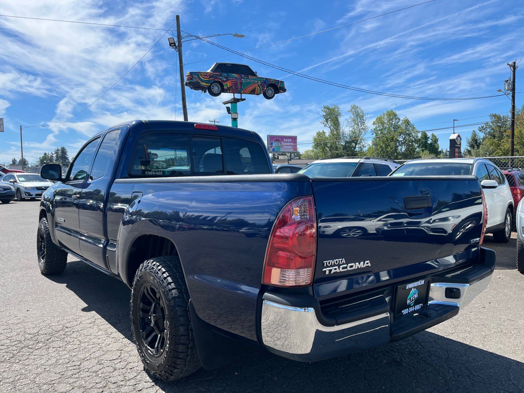 2008 Toyota Tacoma Image 2