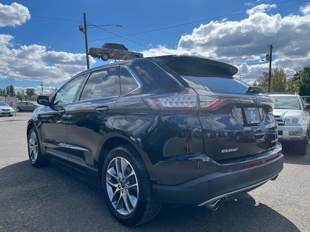 2016 Ford Edge Image 2