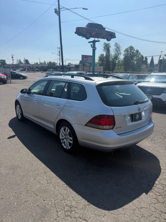 2011 Volkswagen Jetta Image 3