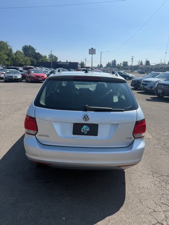 2011 Volkswagen Jetta Image 4