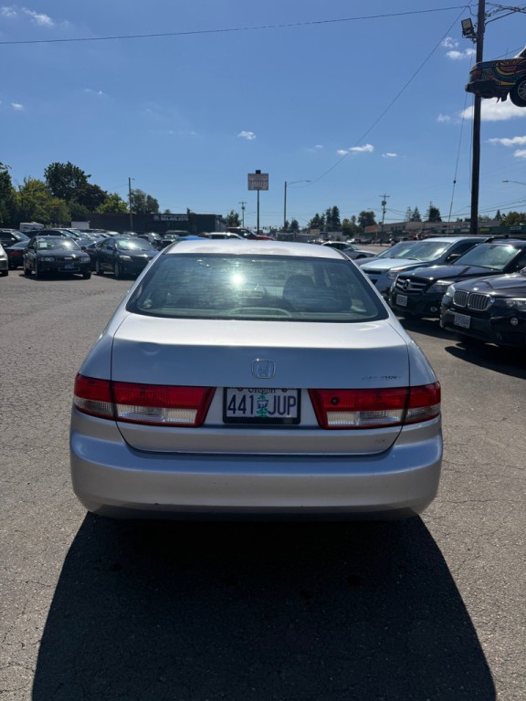 2003 Honda Accord Image 4