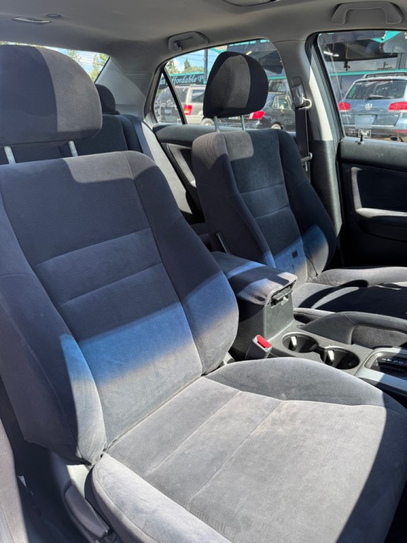 2003 Honda Accord Image 11
