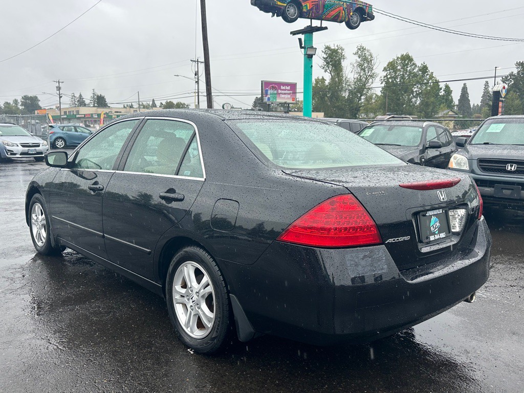 2007 Honda Accord Image 2