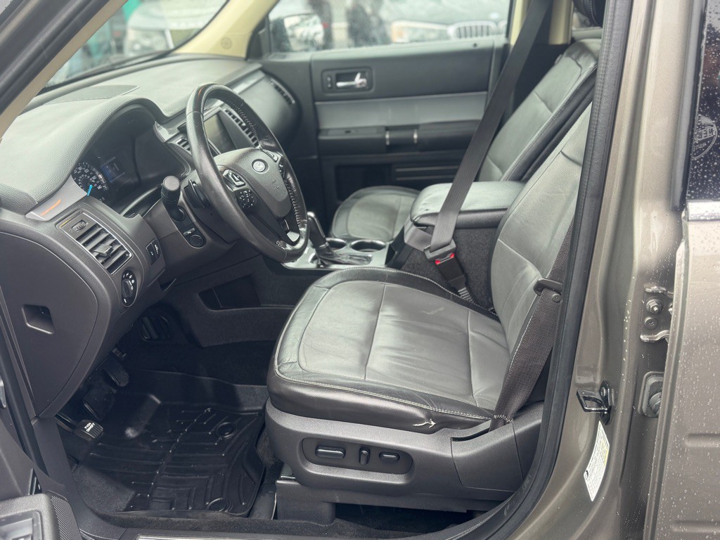 2013 Ford Flex Image 8