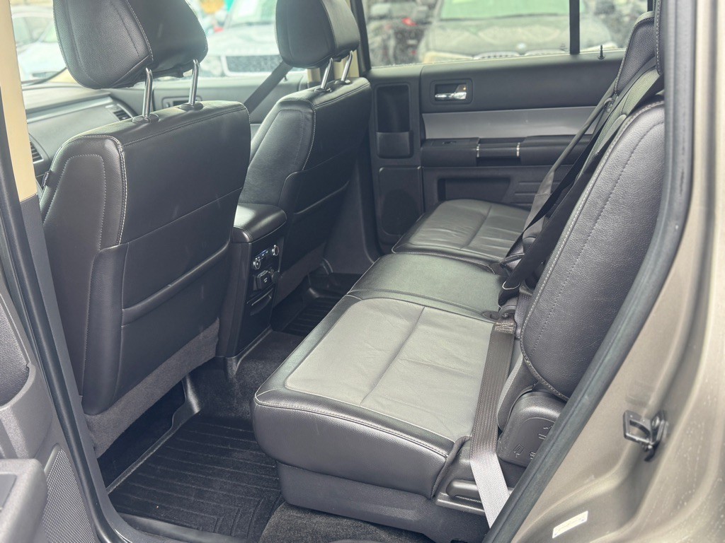 2013 Ford Flex Image 9