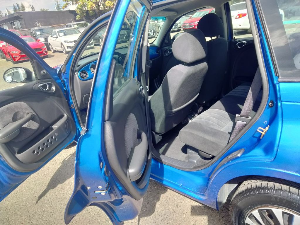 2005 Chrysler PT Cruiser Image 6