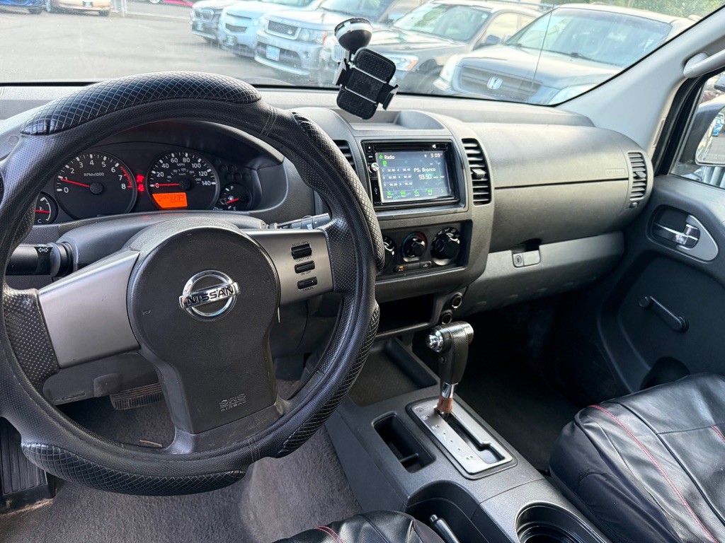 2006 Nissan Frontier Image 8