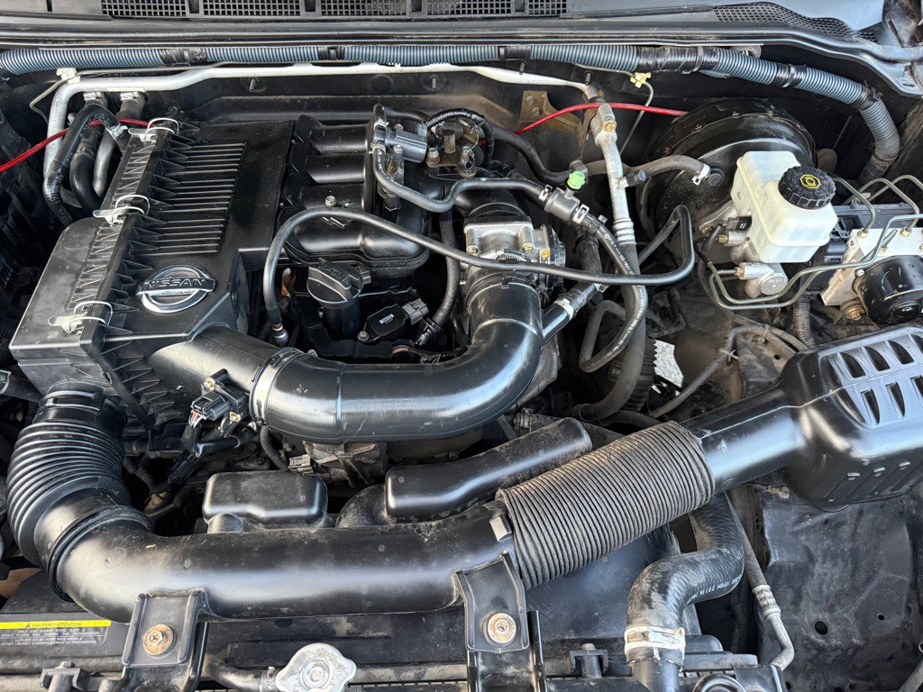2006 Nissan Frontier Image 9