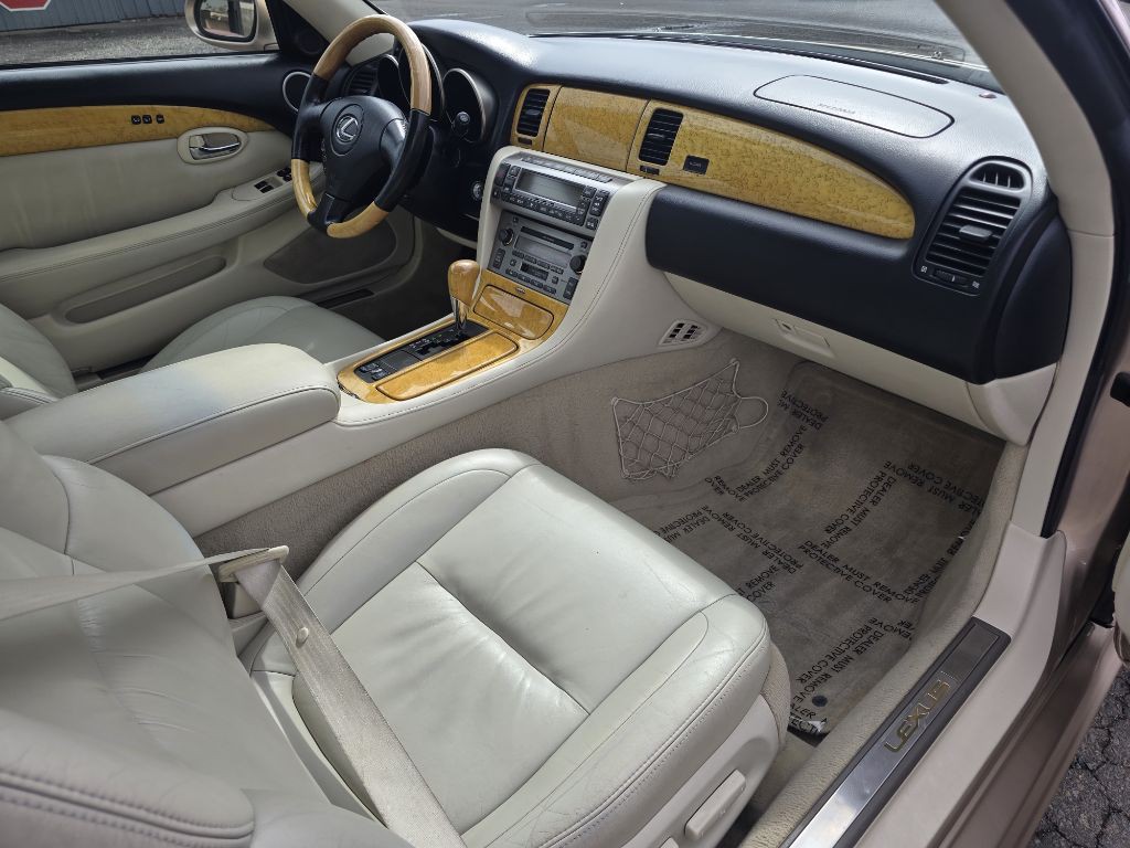 2002 Lexus SC Image 14