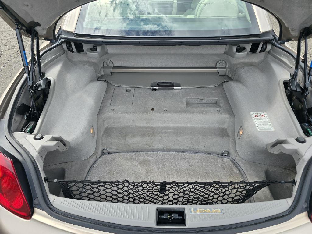 2002 Lexus SC Image 17
