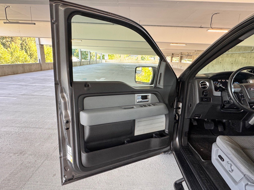 2011 Ford F-150 Image 10